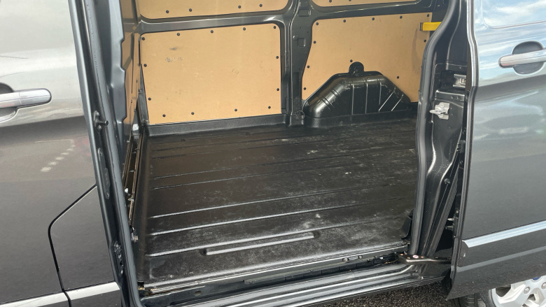 Ford Transit Custom 270 Swb Diesel Fwd 2.0 TDCi 130ps Low Roof Limited Van